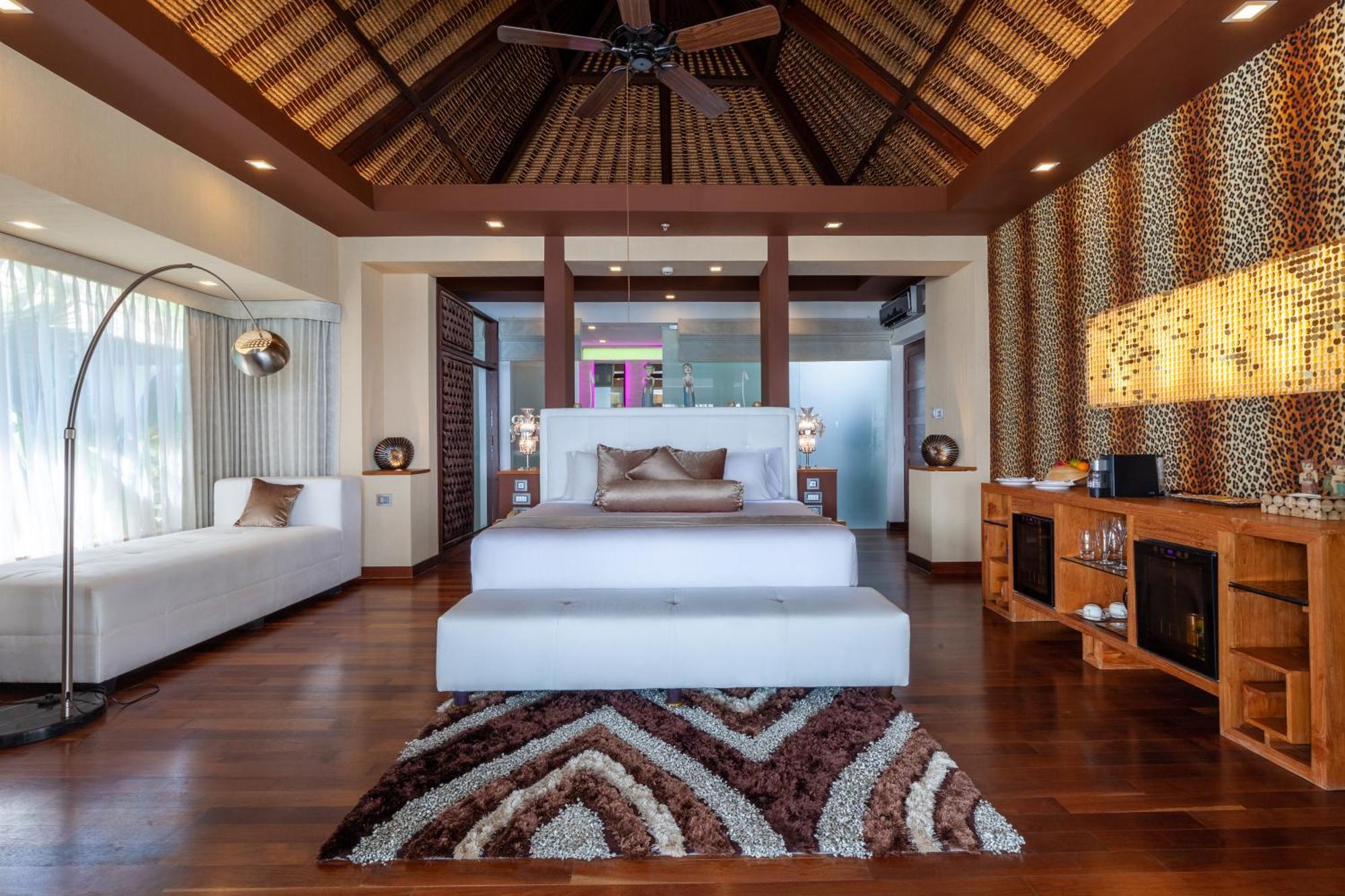 Seven Secrets By Hanging Gardens Senggigi Exterior foto